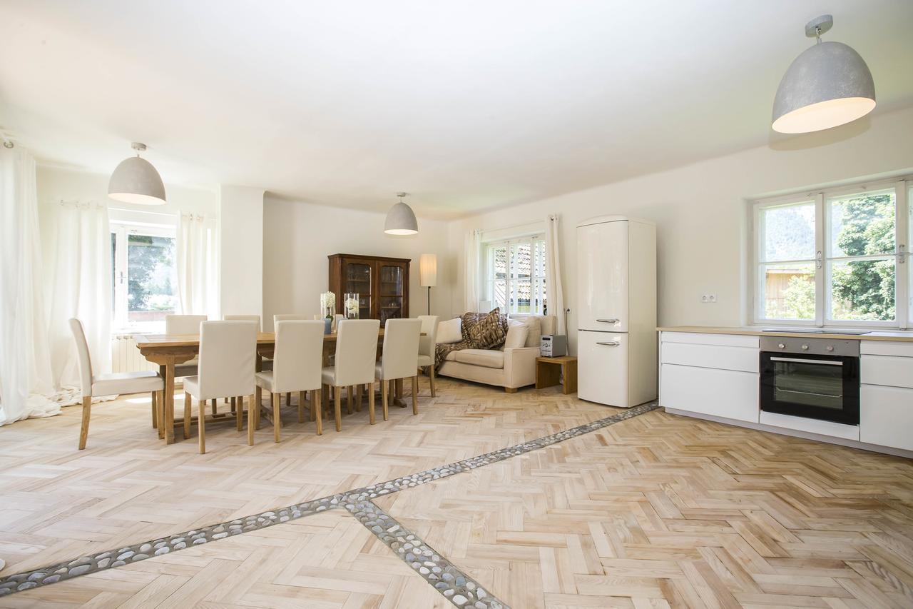 Chalet Happy Family, Secluded Location, 15 Min To Salzburg And Just Short To T Lakes Sound Of Music, Bbq&Bikes&Sunbeds For Free, Up To 14P Golling an der Salzach Buitenkant foto
