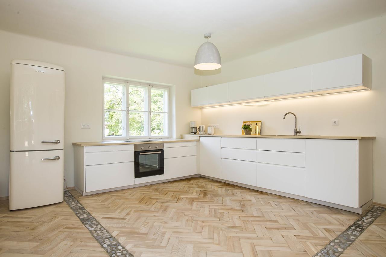 Chalet Happy Family, Secluded Location, 15 Min To Salzburg And Just Short To T Lakes Sound Of Music, Bbq&Bikes&Sunbeds For Free, Up To 14P Golling an der Salzach Buitenkant foto
